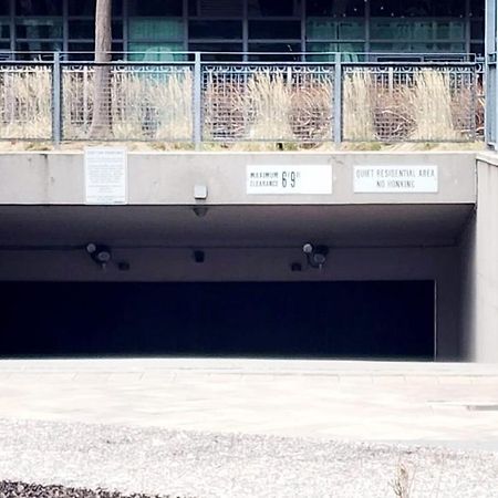 Lakefront Living Downtown Toronto - Free Parking, Gym, Indoor Pool المظهر الخارجي الصورة
