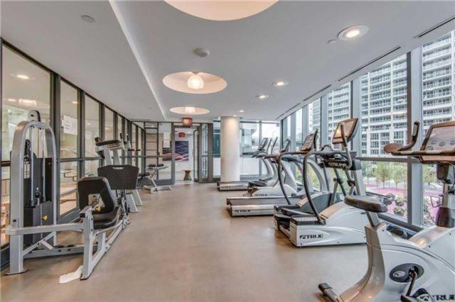 Lakefront Living Downtown Toronto - Free Parking, Gym, Indoor Pool المظهر الخارجي الصورة